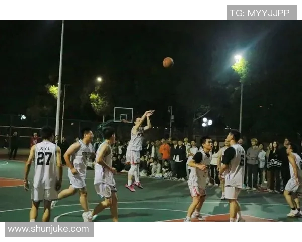 南京篮球队的节奏揭秘：激情与策略交织的篮球盛宴