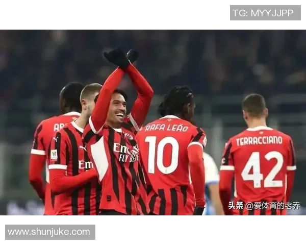 足球传奇范巴斯滕的辉煌生涯与不朽影响力解析 足球传奇范巴斯滕的辉煌生涯与不朽影响力解析